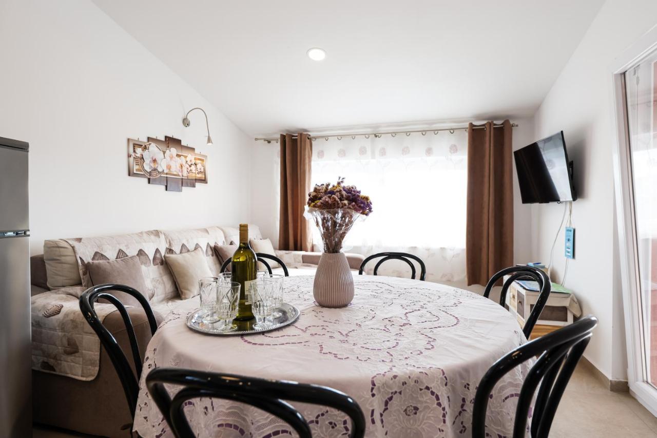 Villa De Rosa Zadar Bagian luar foto